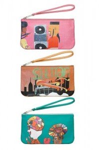 Alcune clutch disegnate da artisti disabili coordinati da Marc Jacobs